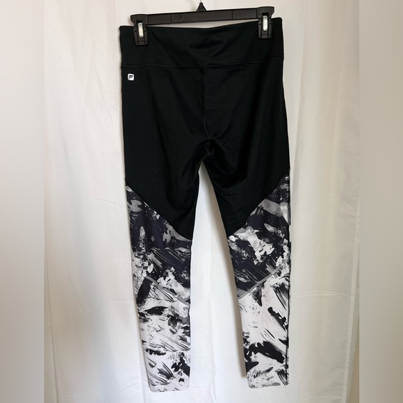 Fabletics Black with Print Leggings - Size M - Picture 3 of 4